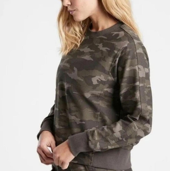 Athleta Sweaters - athleta camo crewneck sweatshirt